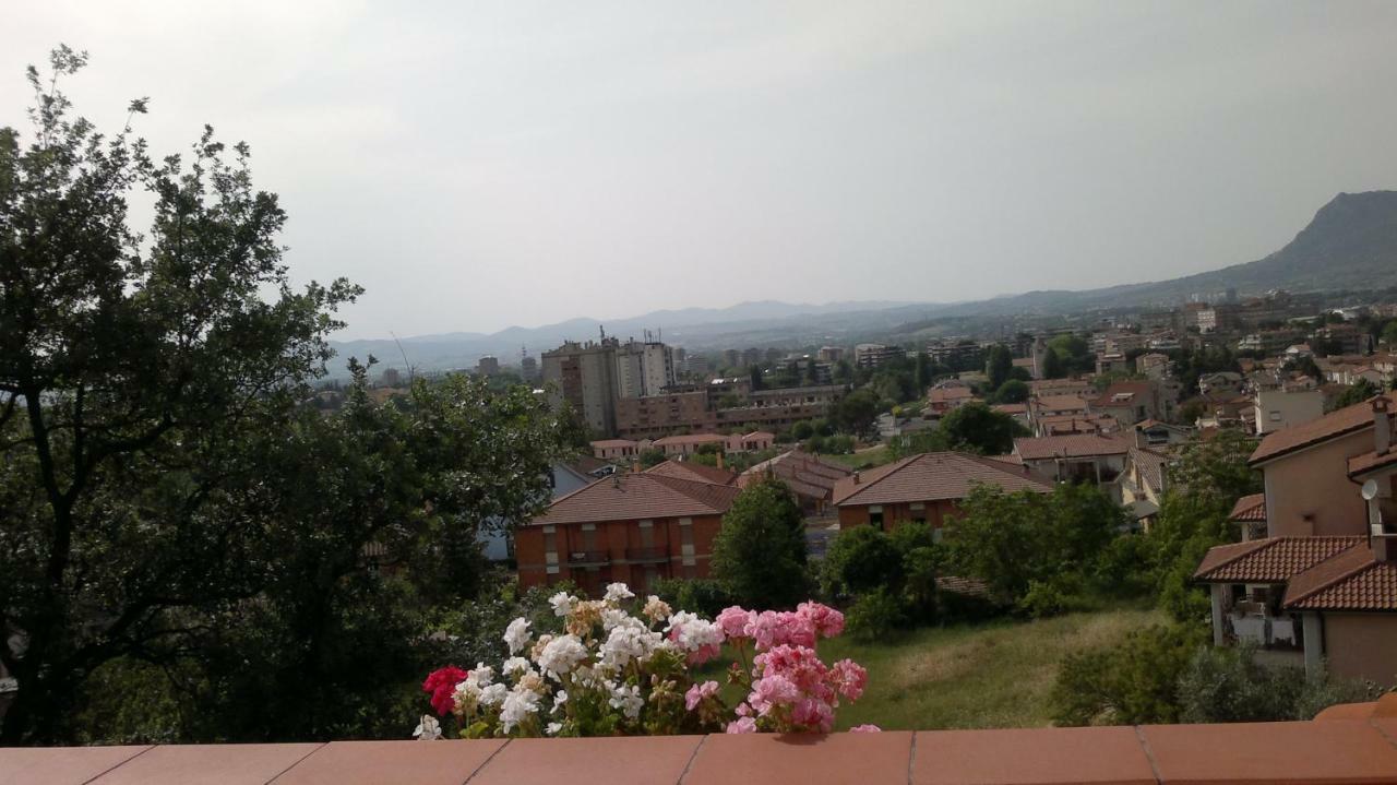 Appartamento RELAX Terni Esterno foto